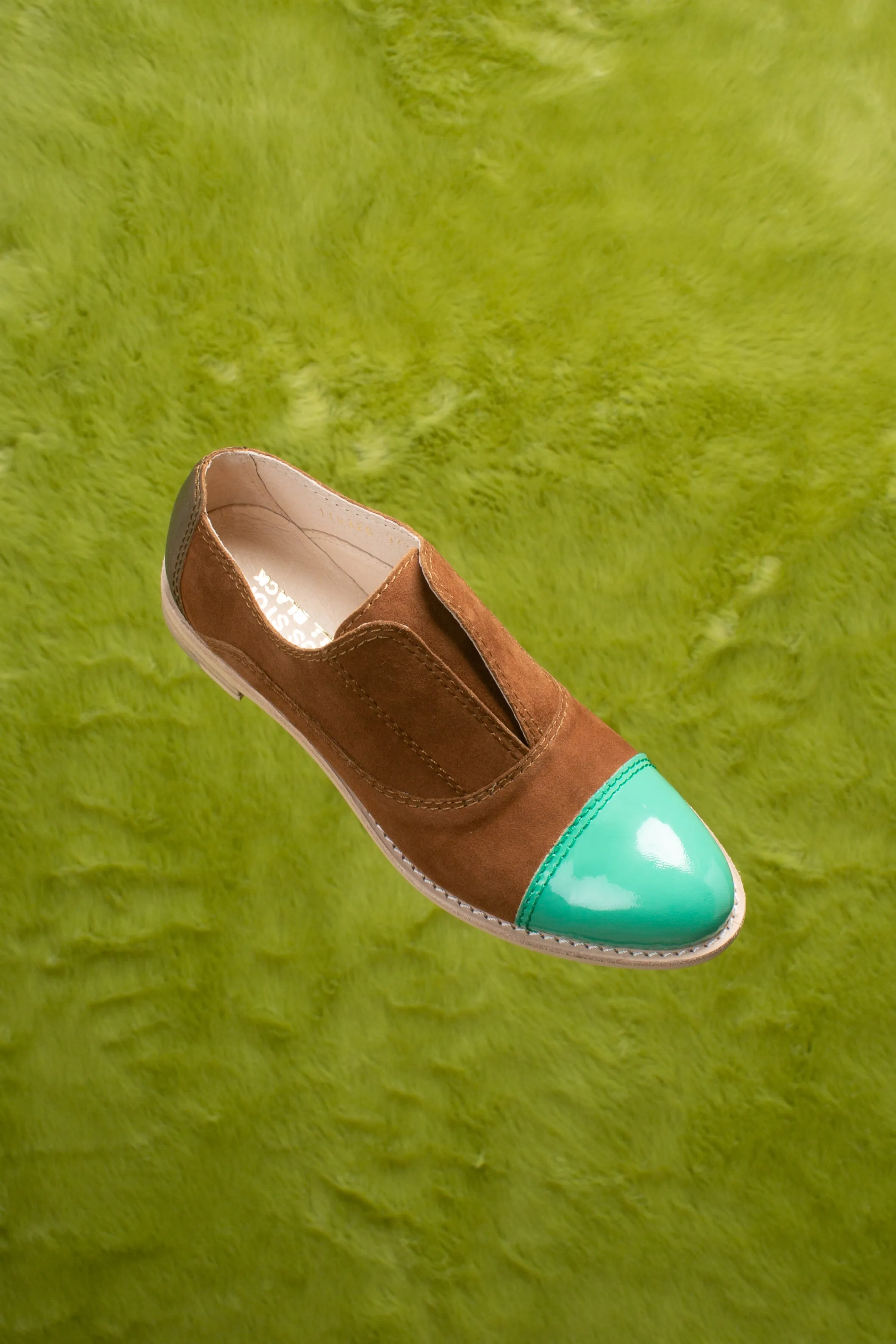 SOKOLATA MENTA Green Patent And Tan Suede Oxfords